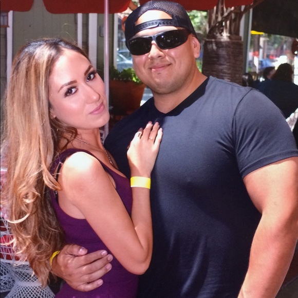 Meet your Posher, Stephanie - Picture 4 of 4